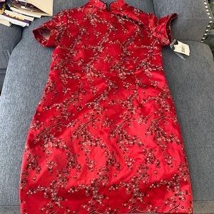 Oriental red dress